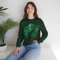 Green Faux Glitter Kiss – Gildan Heavy Blend | Trendy Women’s Soft Sweatshirt. Direct to Garment. Printed & Shipped in the USA. Unisex Sizes.