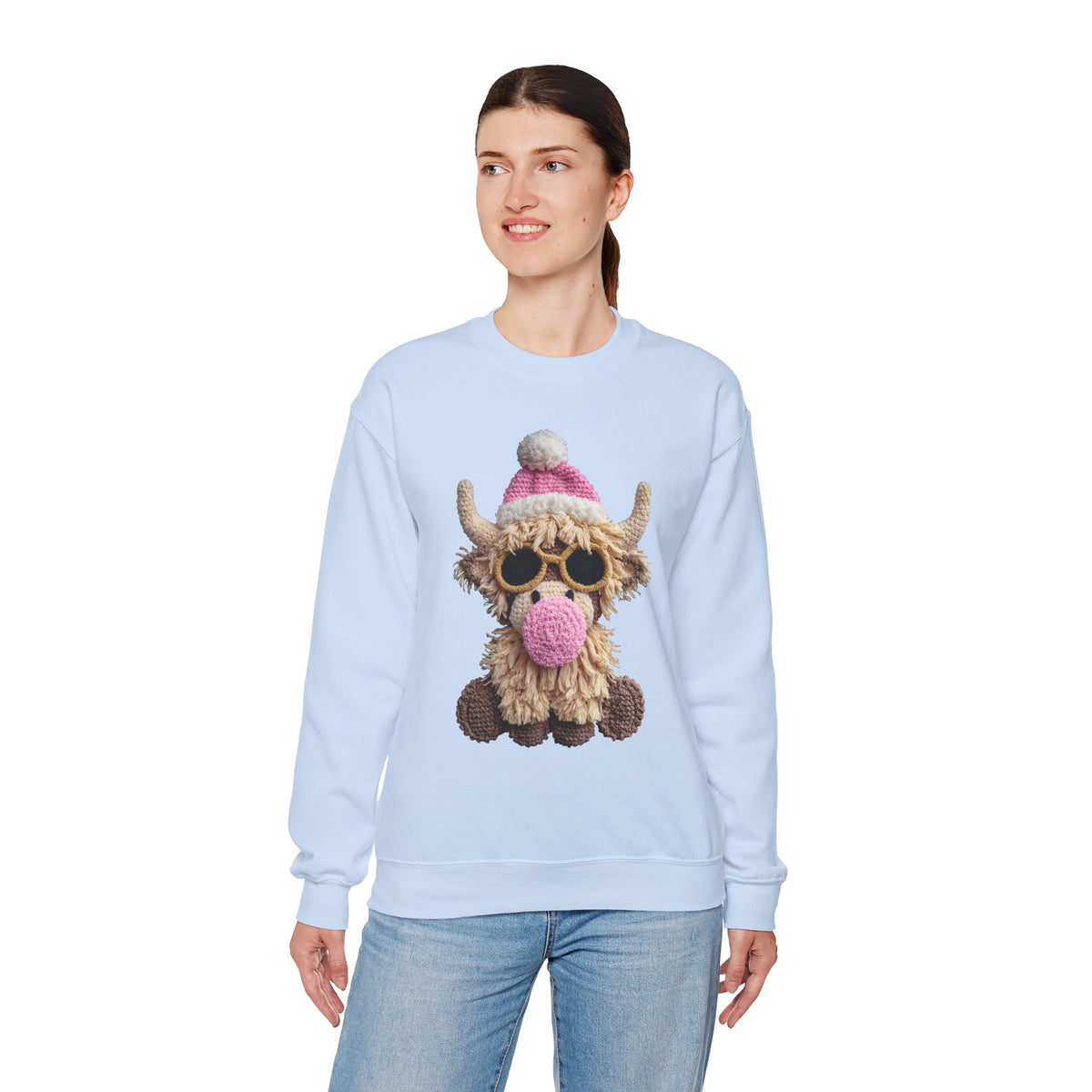 Faux Crochet Highland Cow Bubblegum – Gildan Heavy Blend | Trendy Women’s Soft Sweatshirt. Direct to Garment. Printed & Shipped in the USA. Unisex Sizes.