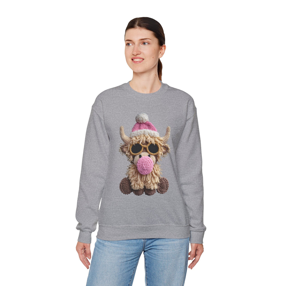 Faux Crochet Highland Cow Bubblegum – Gildan Heavy Blend | Trendy Women’s Soft Sweatshirt. Direct to Garment. Printed & Shipped in the USA. Unisex Sizes.