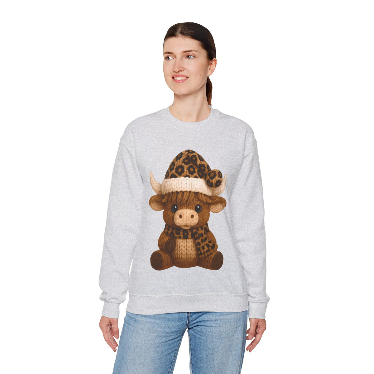 Cute Highland Cow with Leopard Santa Hat Christmas – Gildan Heavy Blend | Trendy Women’s Soft Sweatshirt. Direct to Garment. Printed & Shipped in the USA. Unisex Sizes.