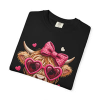 Highland Cow - Pink Heart Shaped Glasses - Comfort Colors | Trendy Women's T-Shirt. Direct to Garment. Printed & Shipped in the USA. Unisex Sizes.