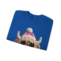 Faux Crochet Highland Cow Bubblegum – Gildan Heavy Blend | Trendy Women’s Soft Sweatshirt. Direct to Garment. Printed & Shipped in the USA. Unisex Sizes.