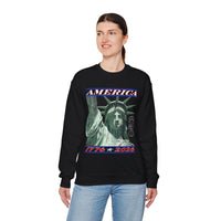 America's 250th Birthday, Statue of Liberty – Gildan Heavy Blend | Trendy Men's and Women’s Soft Sweatshirt. Direct to Garment. Printed & Shipped in the USA. Unisex Sizes.