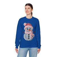 Cute Yarn Snowman - Pink Scarf Faux Yarn – Gildan Heavy Blend | Trendy Women’s Soft Sweatshirt. Direct to Garment. Printed & Shipped in the USA. Unisex Sizes.