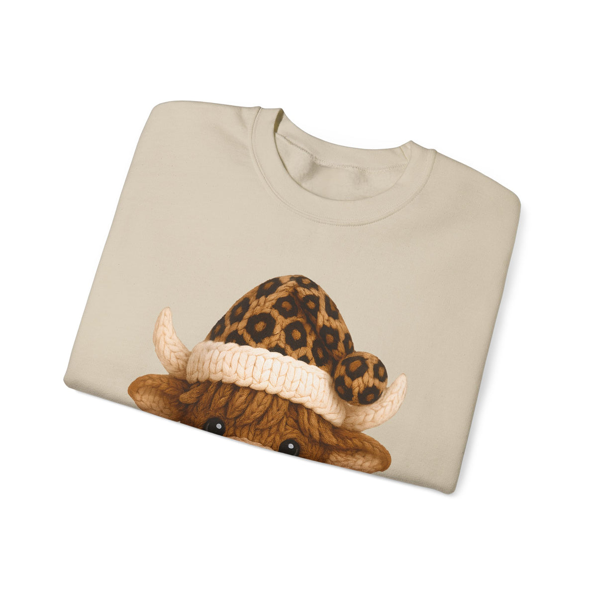 Cute Highland Cow with Leopard Santa Hat Christmas – Gildan Heavy Blend | Trendy Women’s Soft Sweatshirt. Direct to Garment. Printed & Shipped in the USA. Unisex Sizes.