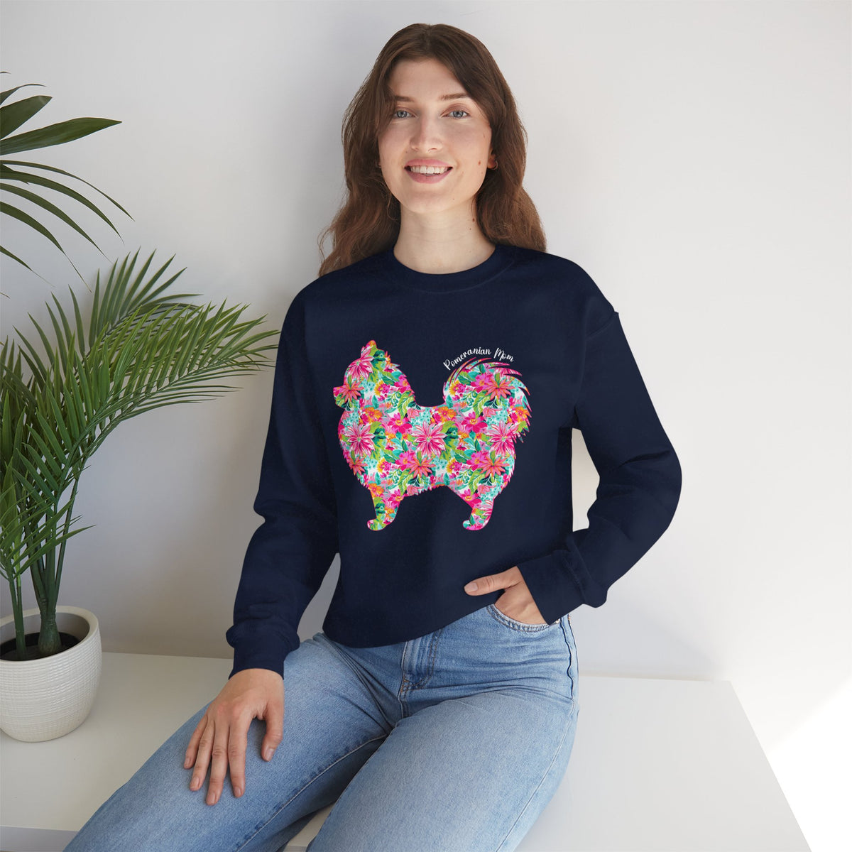 Pomeranian Mom, Floral – Gildan Heavy Blend | Trendy Women’s Soft Sweatshirt. Direct to Garment. Printed & Shipped in the USA. Unisex Sizes.