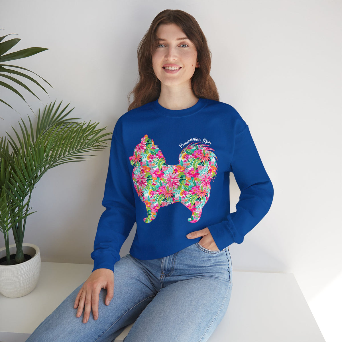 Pomeranian Mom, Floral – Gildan Heavy Blend | Trendy Women’s Soft Sweatshirt. Direct to Garment. Printed & Shipped in the USA. Unisex Sizes.