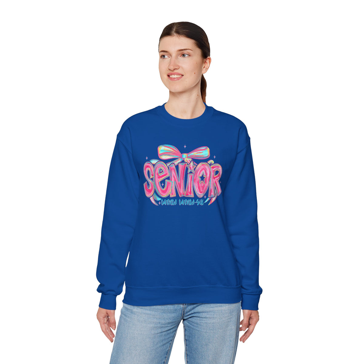 Preppy Senior Coquette 2026 – Gildan Heavy Blend | Trendy Women’s Soft Sweatshirt. Direct to Garment. Printed & Shipped in the USA. Unisex Sizes.