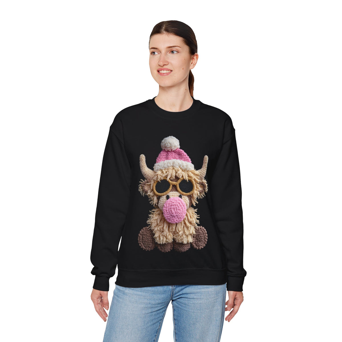 Faux Crochet Highland Cow Bubblegum – Gildan Heavy Blend | Trendy Women’s Soft Sweatshirt. Direct to Garment. Printed & Shipped in the USA. Unisex Sizes.