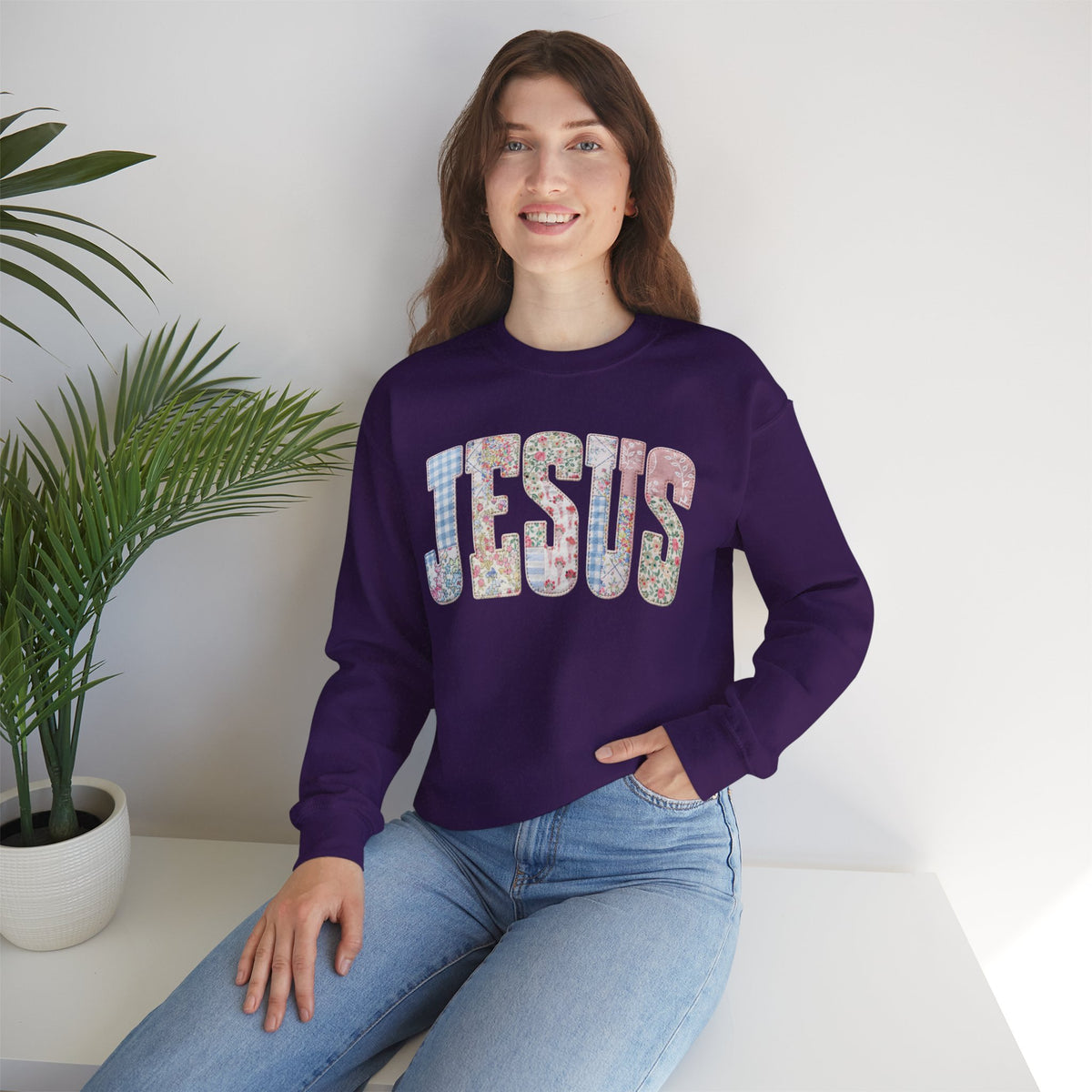 Jesus faux Patchwork – Gildan Heavy Blend | Trendy Women’s Soft Sweatshirt. Direct to Garment. Printed & Shipped in the USA. Unisex Sizes.
