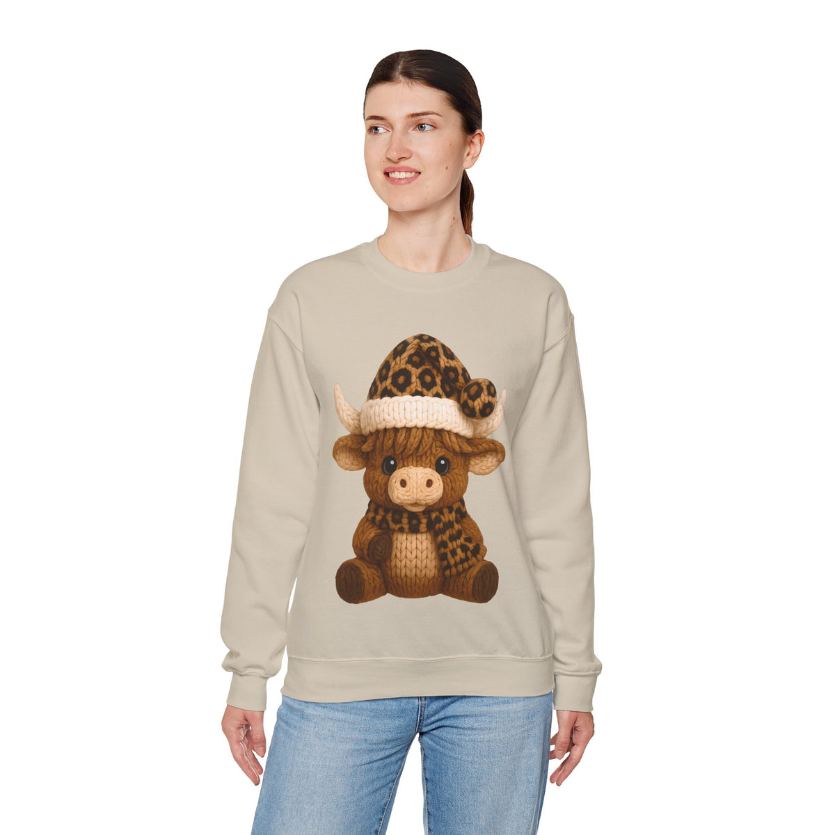 Cute Highland Cow with Leopard Santa Hat Christmas – Gildan Heavy Blend | Trendy Women’s Soft Sweatshirt. Direct to Garment. Printed & Shipped in the USA. Unisex Sizes.