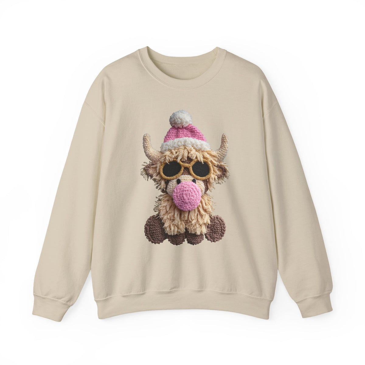 Faux Crochet Highland Cow Bubblegum – Gildan Heavy Blend | Trendy Women’s Soft Sweatshirt. Direct to Garment. Printed & Shipped in the USA. Unisex Sizes.