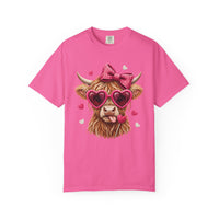 Highland Cow - Pink Heart Shaped Glasses - Comfort Colors | Trendy Women's T-Shirt. Direct to Garment. Printed & Shipped in the USA. Unisex Sizes.