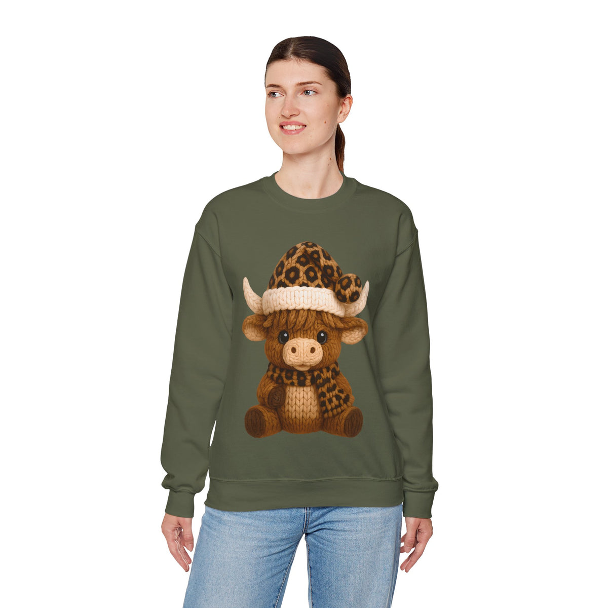 Cute Highland Cow with Leopard Santa Hat Christmas – Gildan Heavy Blend | Trendy Women’s Soft Sweatshirt. Direct to Garment. Printed & Shipped in the USA. Unisex Sizes.