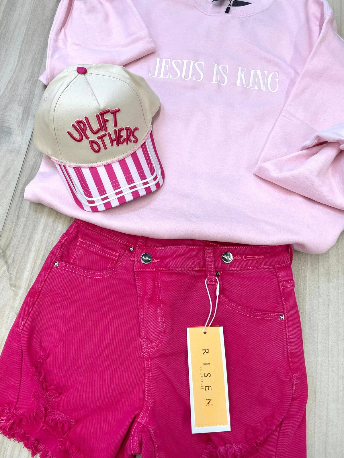 Jesus Is King, Light Pink Heavyblend Sweatshirt - Embroidered