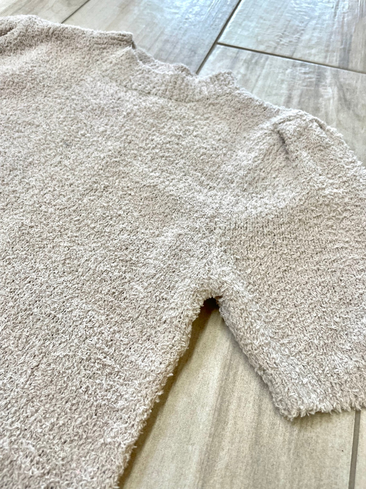Short Sleeve (Khaki) Soft Sweater