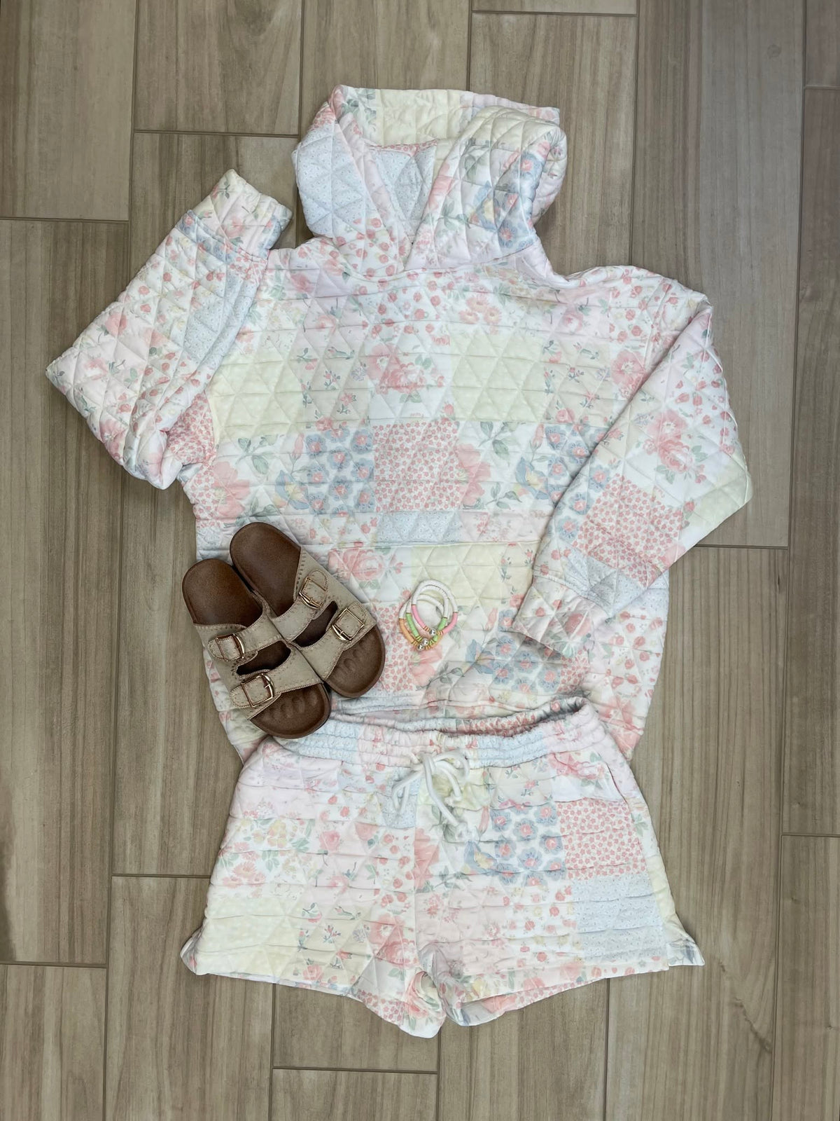 Floral Textured Quilted-Print Hoodie