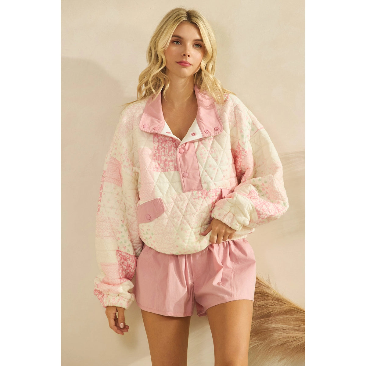 Floral Textured Quilted-Print Pullover w/Snap Buttons
