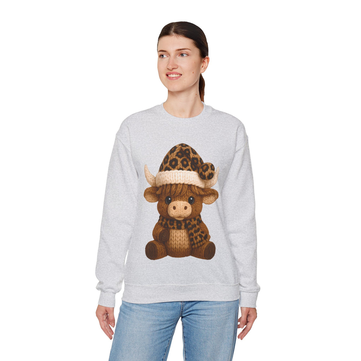 Cute Highland Cow with Leopard Santa Hat Christmas – Gildan Heavy Blend | Trendy Women’s Soft Sweatshirt. Direct to Garment. Printed & Shipped in the USA. Unisex Sizes.