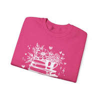 Booktrovert – Gildan Heavy Blend | Trendy Women’s Soft Sweatshirt. Direct to Garment. Printed & Shipped in the USA. Unisex Sizes.