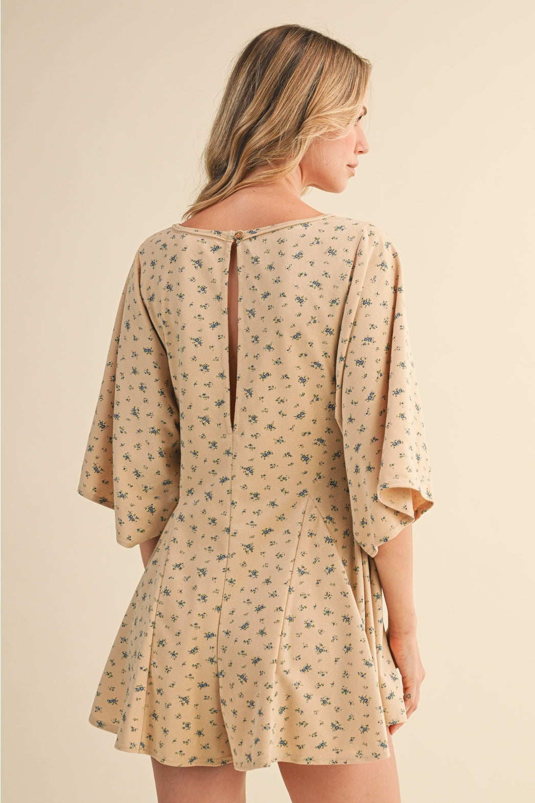 Beige Floral (85% Cotton) Flowy Shorts Romper w/Pockets