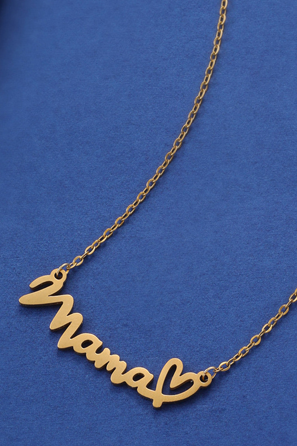 Mama Heart Pendant Necklace (Alloy)