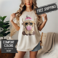 Faux Crochet Highland Cow Bubblegum - Comfort Colors | Trendy Women's T-Shirt. Direct to Garment. Printed & Shipped in the USA. Unisex Sizes.