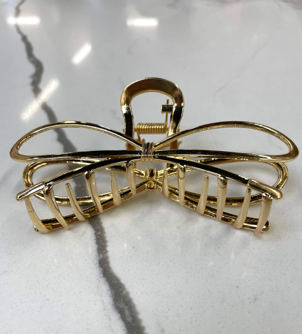 Gold (Faux) Bow-Shaped Claw Clip