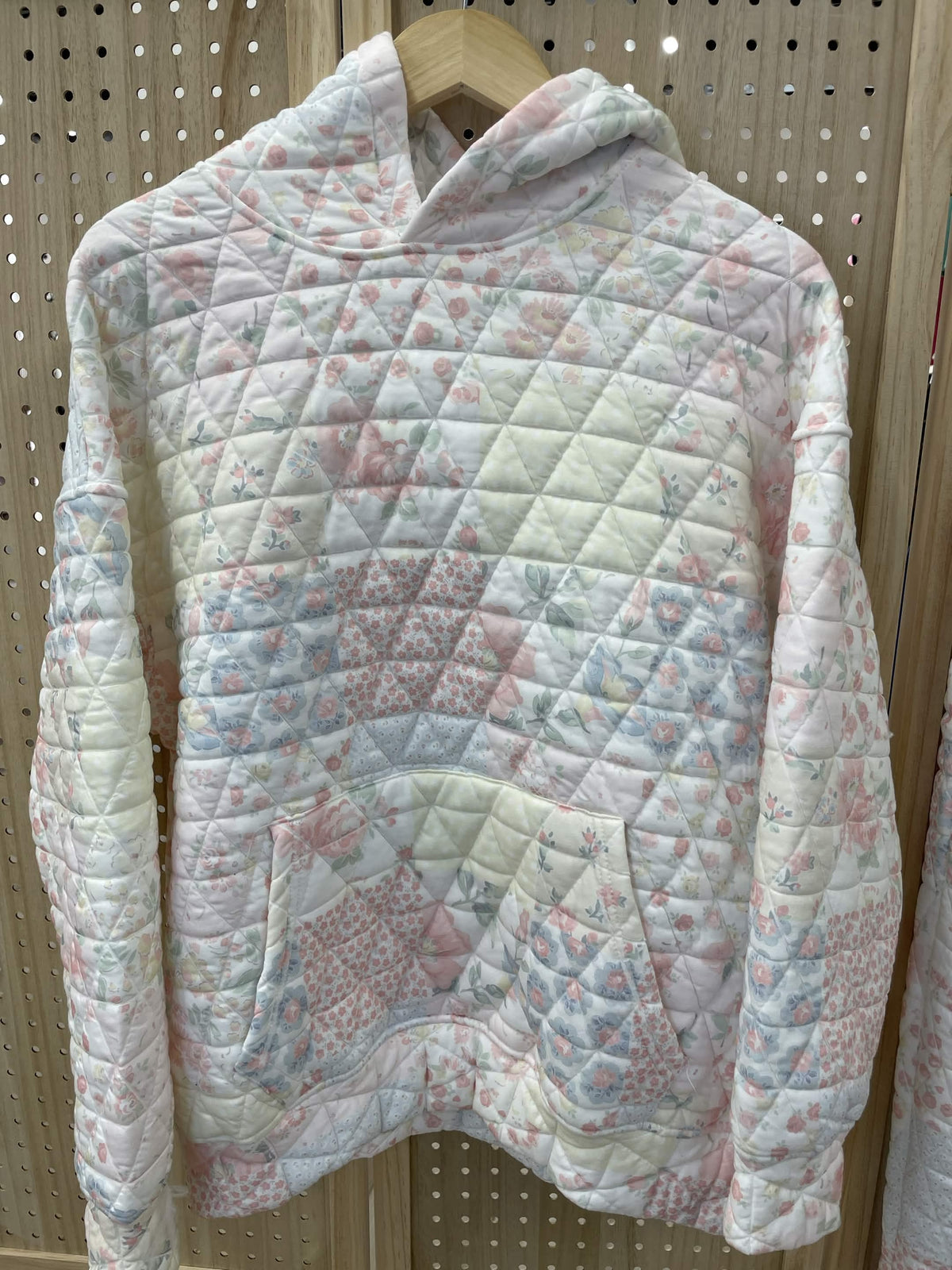 Floral Textured Quilted-Print Hoodie