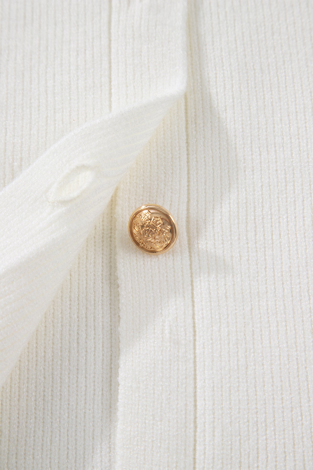 Sleeveless Lightweight (Off-White) Knit Top w/Metal Buttons
