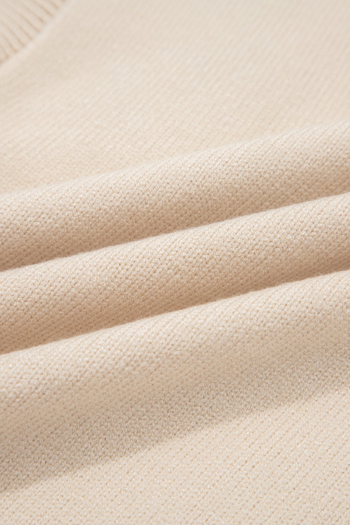 Ribbed Mock Neck Horseshoe Short Sleeve Sweater