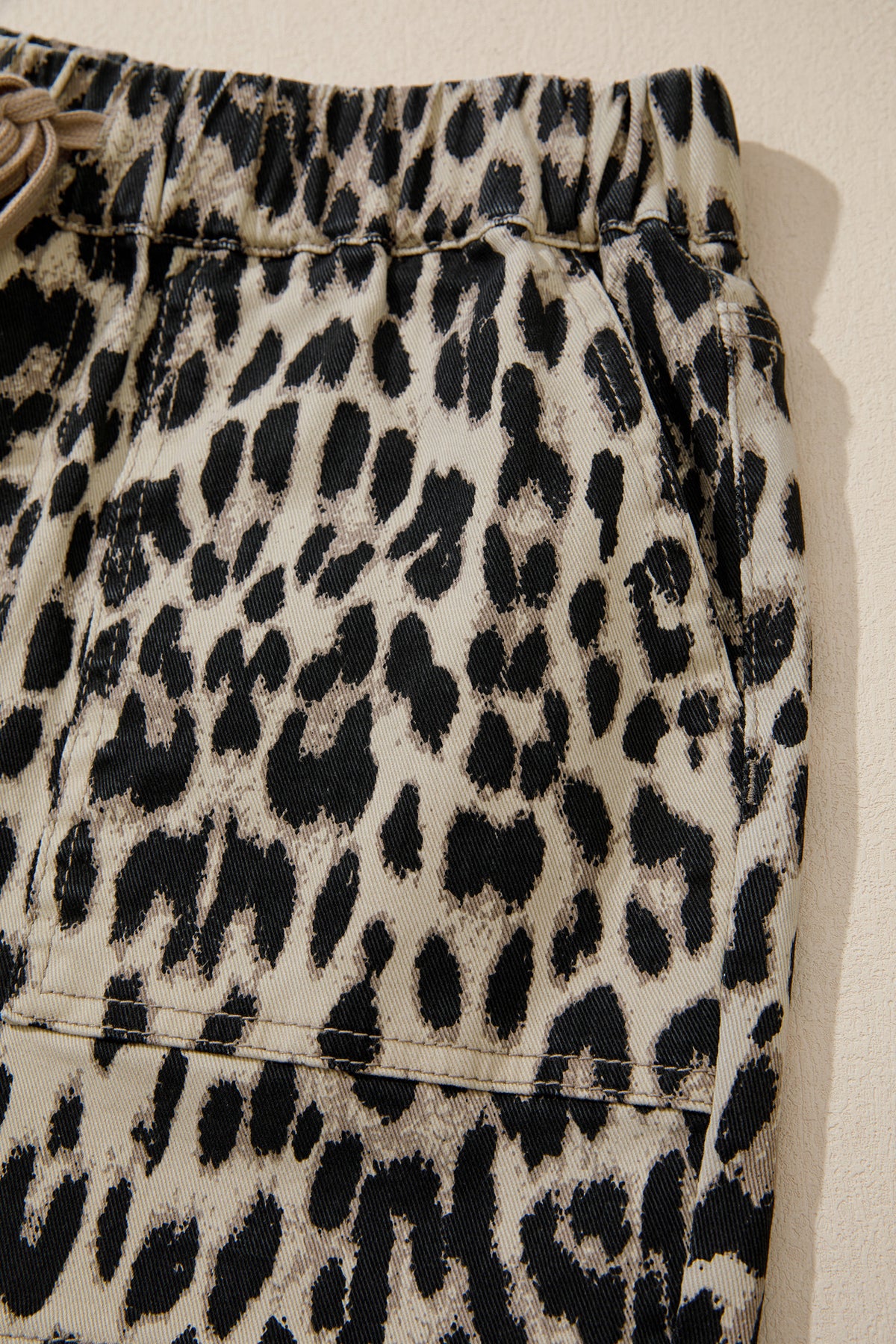 Leopard Print Drawstring Waistband Mid-Rise Denim Shorts