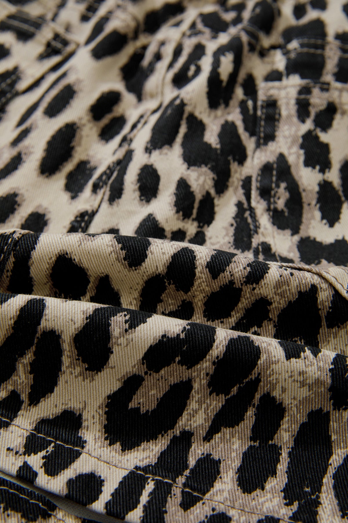 Leopard Print Drawstring Waistband Mid-Rise Denim Shorts