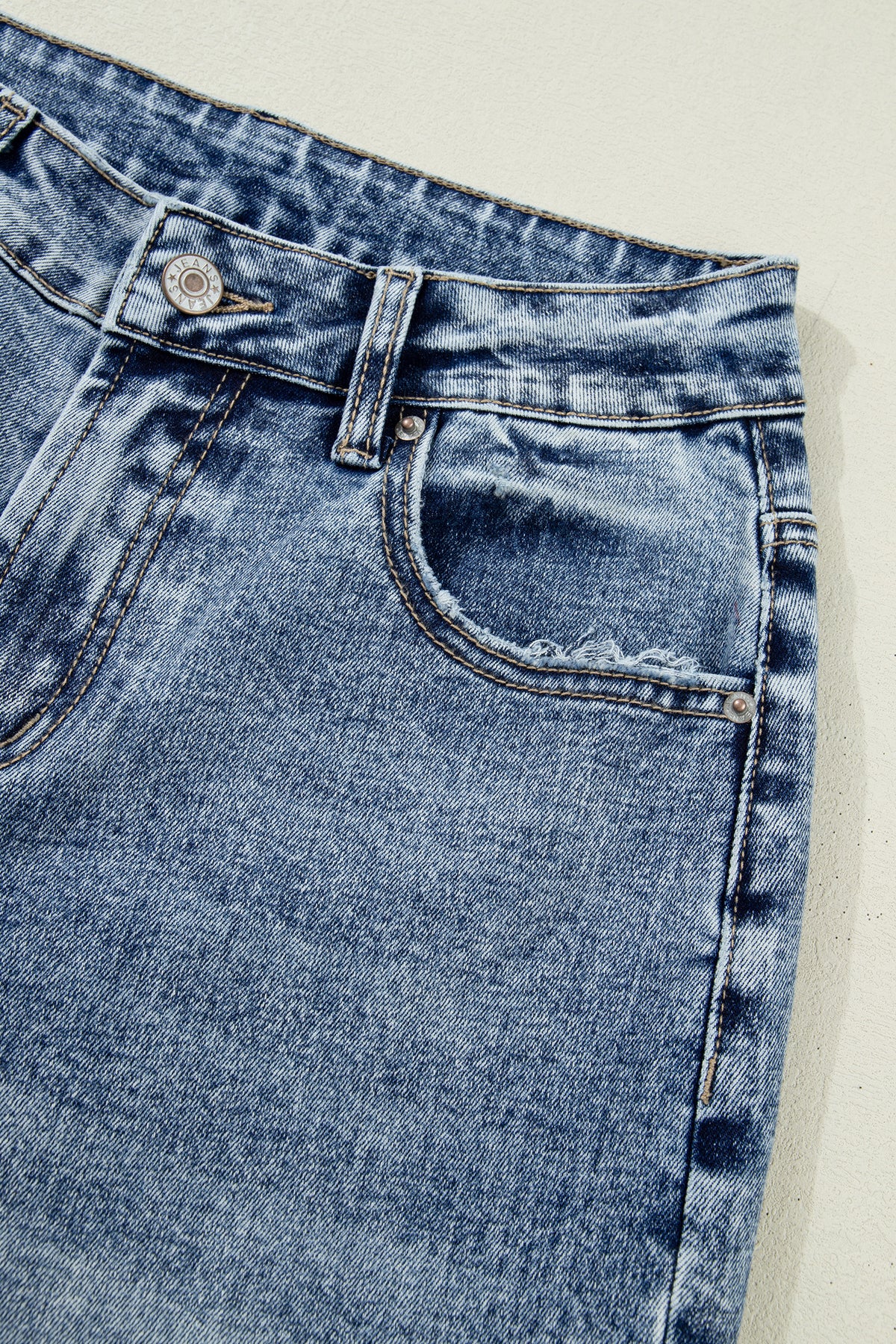 Vintage-Washed Straight Leg Loose-Fitting Distressed Jeans w/Striped Cuff