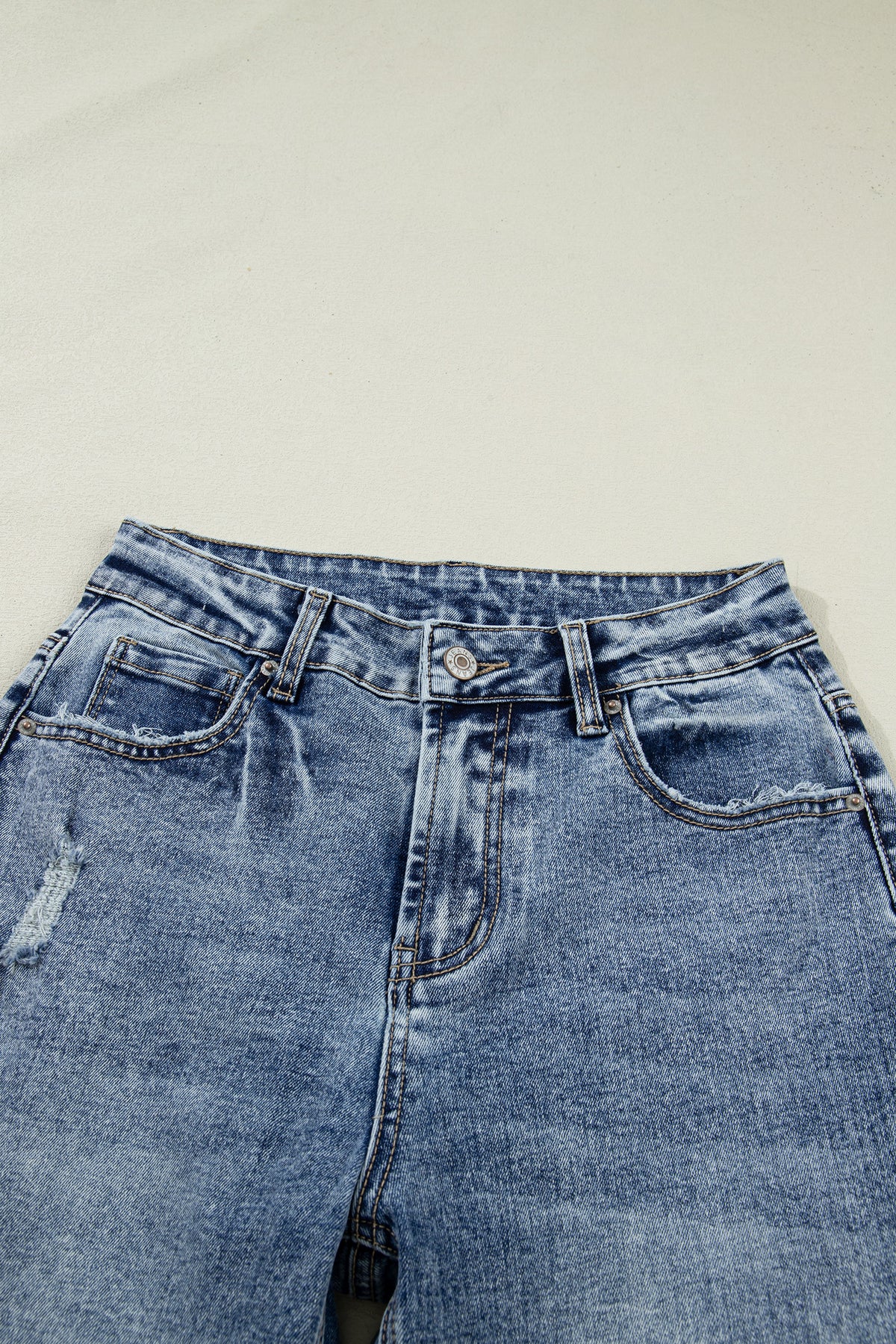 Vintage-Washed Straight Leg Loose-Fitting Distressed Jeans w/Striped Cuff