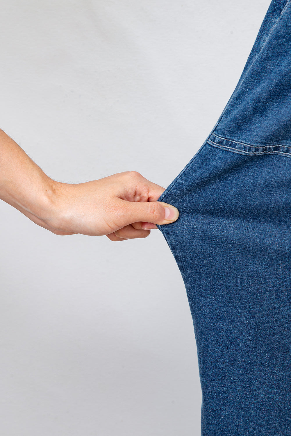 Jackie (Dark) Elastic-Waist Ruffled Wide-Leg Denim Jeans