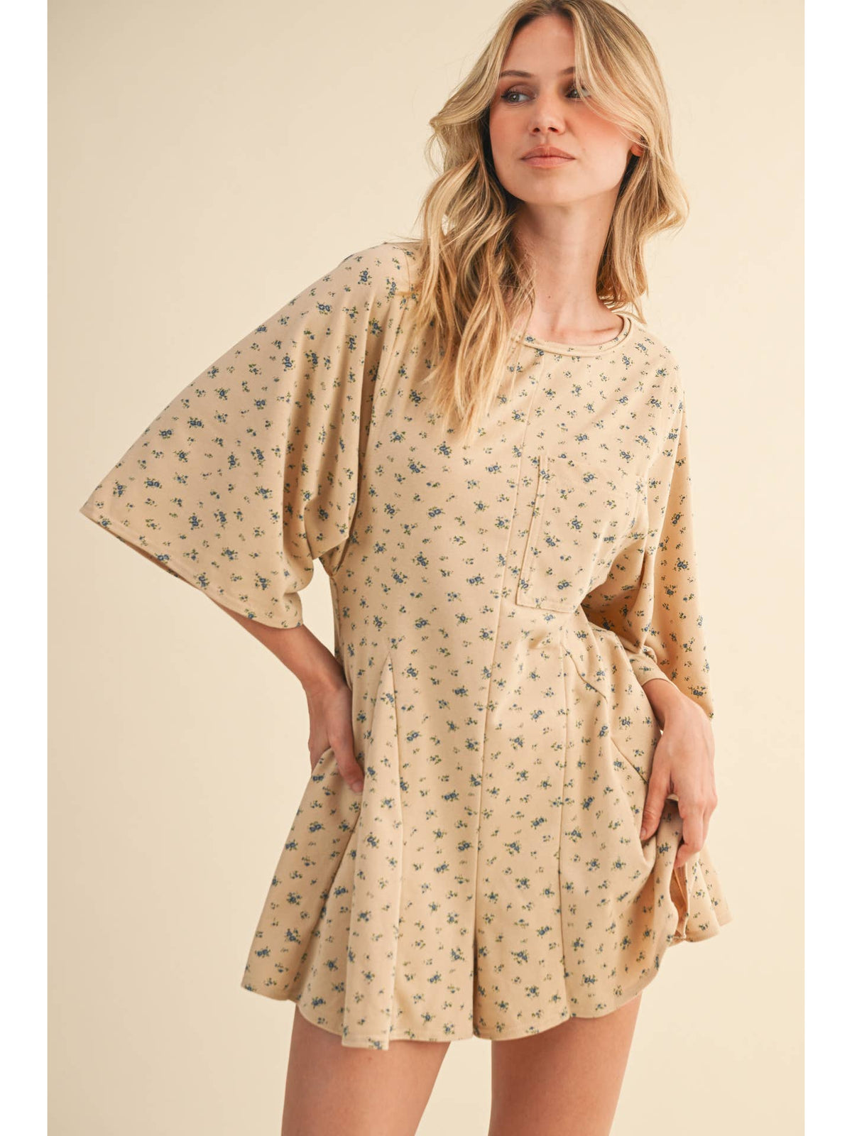Beige Floral (85% Cotton) Flowy Shorts Romper w/Pockets