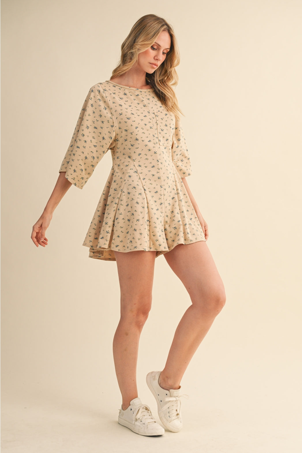 Beige Floral (85% Cotton) Flowy Shorts Romper w/Pockets