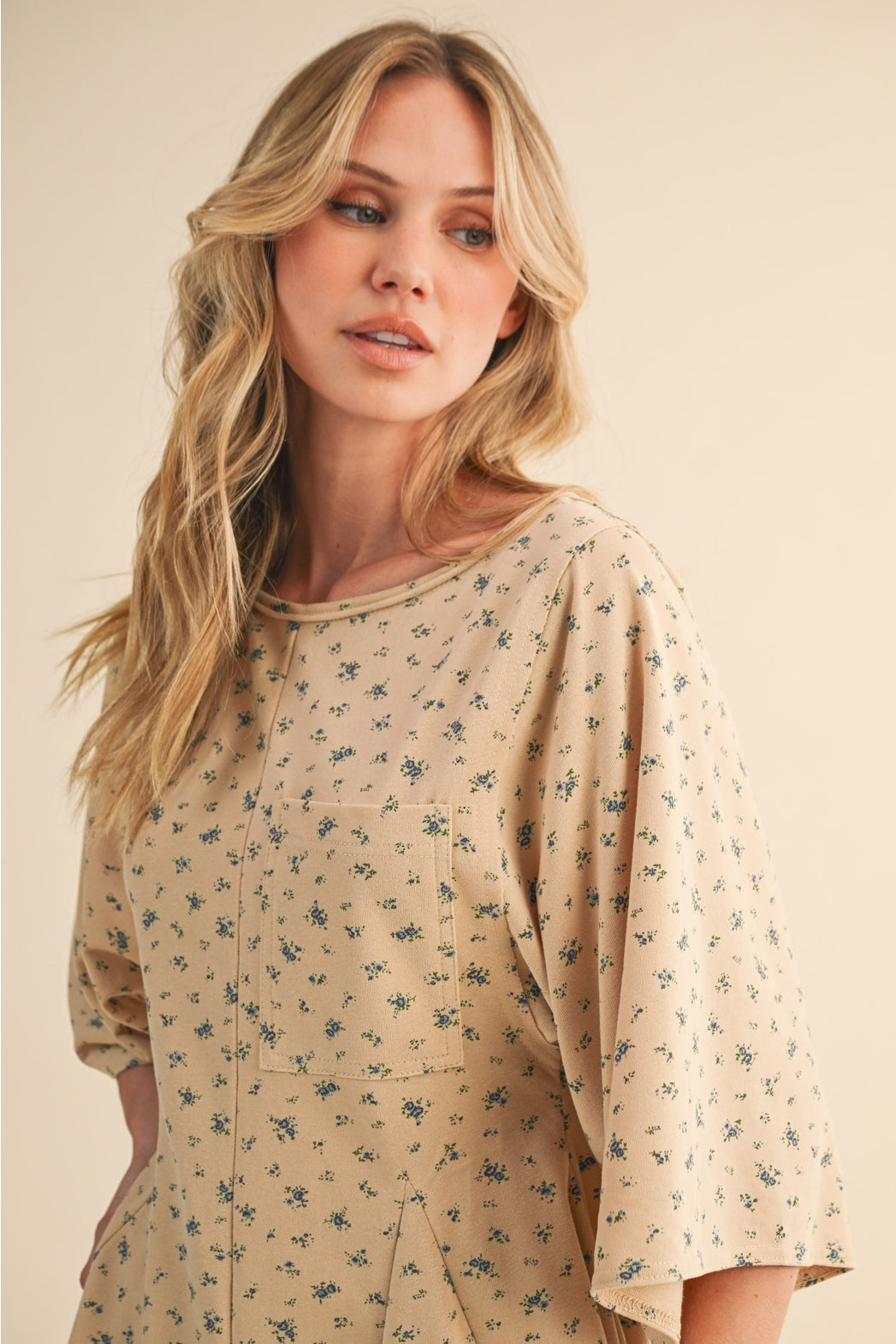 Beige Floral (85% Cotton) Flowy Shorts Romper w/Pockets