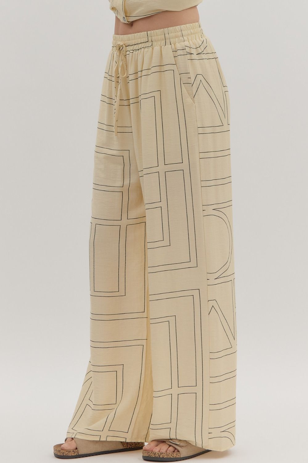 The Weekender - Abstract Pattern Wide Leg Pants