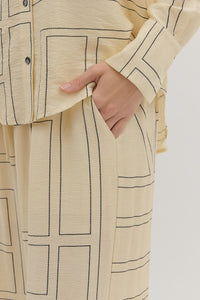 The Weekender - Abstract Pattern Wide Leg Pants