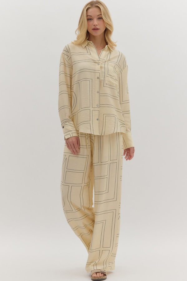 The Weekender - Abstract Pattern Long Sleeve Top