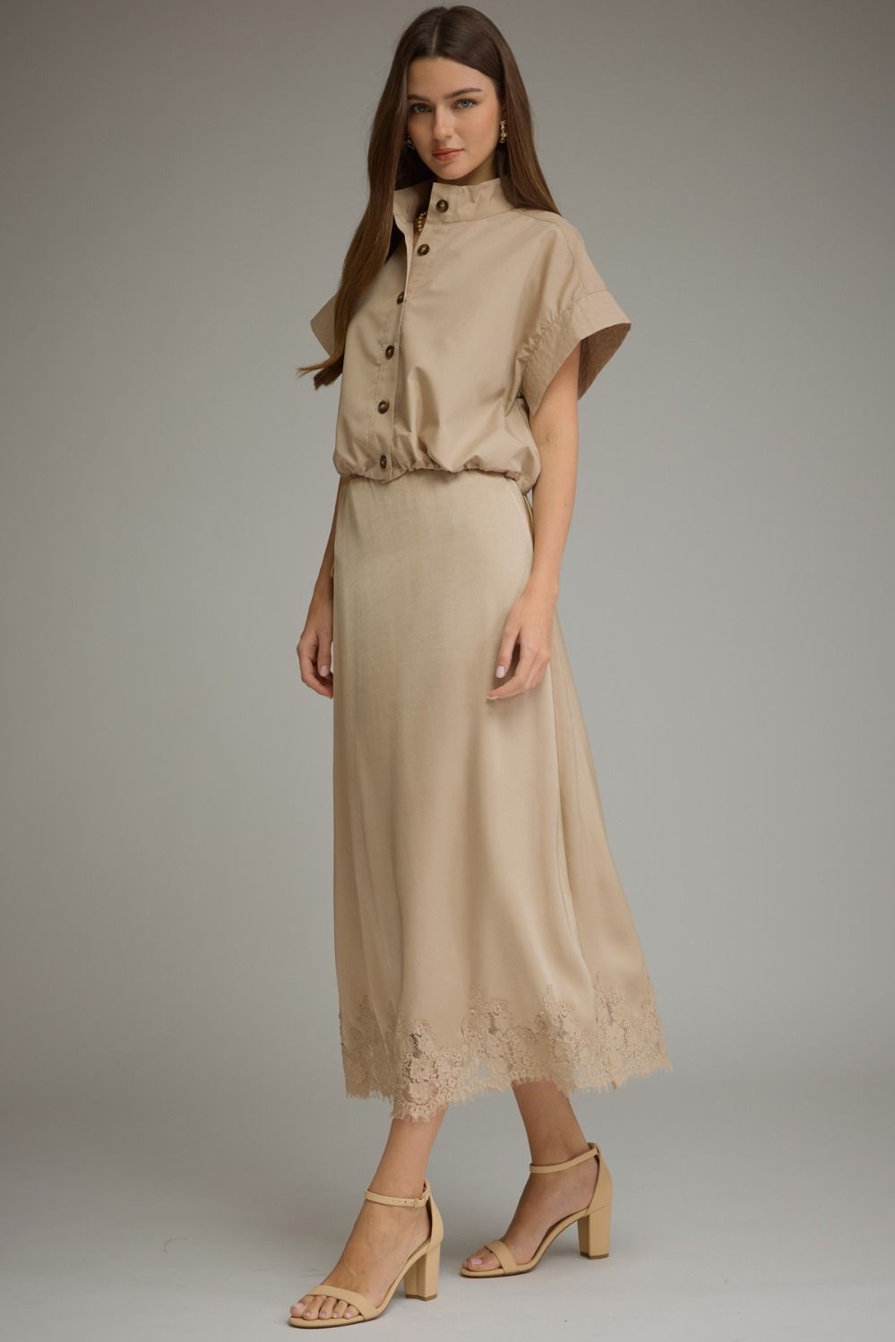 Matilyn (Beige) Short Sleeve Top w/Adjustable Cinched Hem